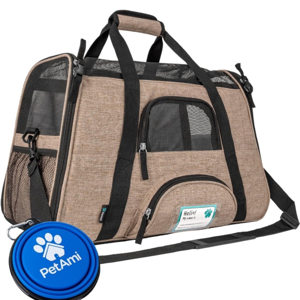 Travel pet carrier 🐕 🐈